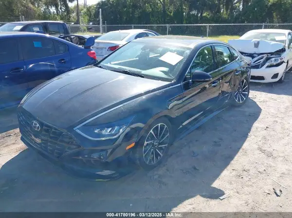 5NPEJ4J23LH024522 2020 HYUNDAI SONATA - Image 2