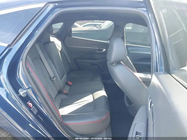 5NPEJ4J23MH069641 2021 HYUNDAI SONATA - Image 8