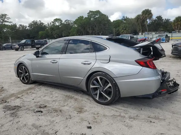 5NPEJ4J23MH113752 2021 HYUNDAI SONATA - Image 2