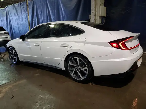 5NPEJ4J23MH127361 2021 HYUNDAI SONATA - Image 2