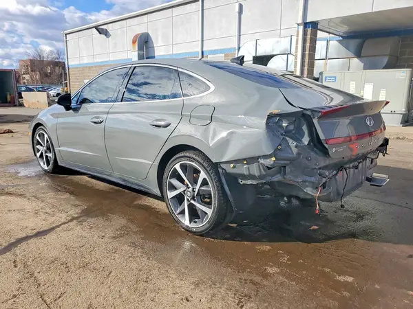 5NPEJ4J23NH134618 2022 HYUNDAI SONATA - Image 2