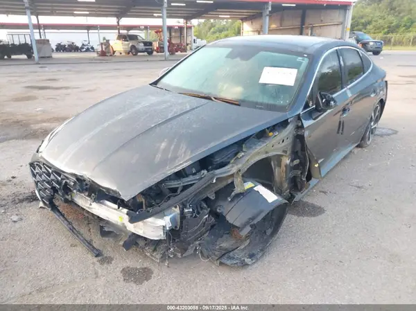 5NPEJ4J23NH138801 2022 HYUNDAI SONATA - Image 2