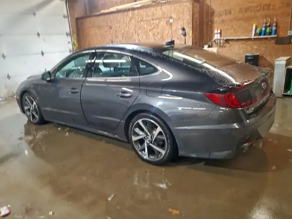 5NPEJ4J24MH075268 2021 HYUNDAI SONATA - Image 2