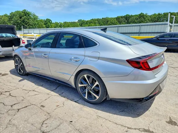 5NPEJ4J24MH085430 2021 HYUNDAI SONATA - Image 2