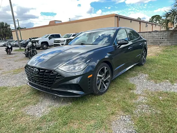 5NPEJ4J24MH095861 2021 HYUNDAI SONATA - Image 2