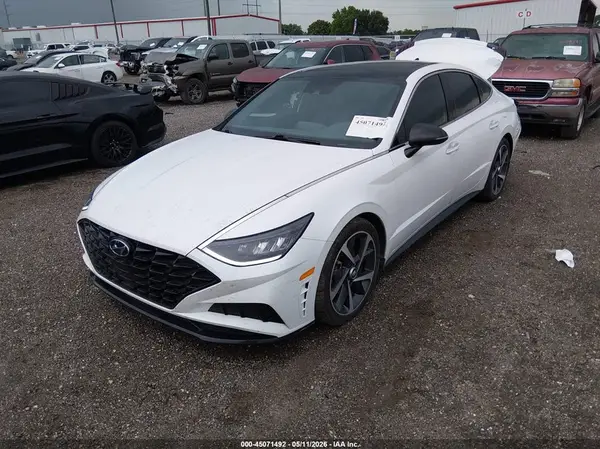 5NPEJ4J24MH130219 2021 HYUNDAI SONATA - Image 2