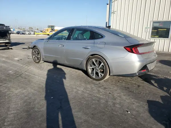 5NPEJ4J24NH136443 2022 HYUNDAI SONATA - Image 2