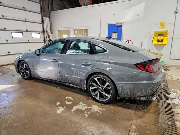 5NPEJ4J24NH141805 2022 HYUNDAI SONATA - Image 2