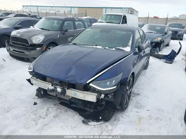 5NPEJ4J25MH069074 2021 HYUNDAI SONATA - Image 2