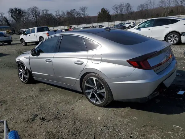5NPEJ4J25MH069446 2021 HYUNDAI SONATA - Image 2