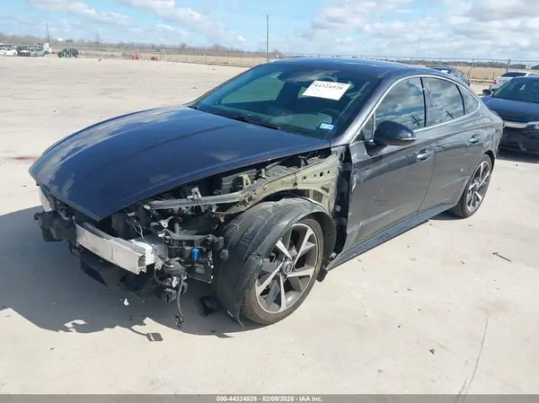 5NPEJ4J25MH098106 2021 HYUNDAI SONATA - Image 2