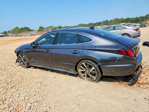 5NPEJ4J25MH107516 2021 HYUNDAI SONATA - Image 2