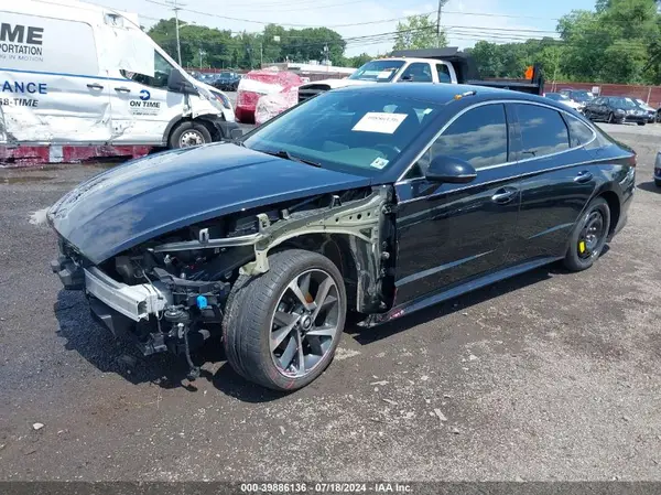 5NPEJ4J25MH107614 2021 HYUNDAI SONATA - Image 2