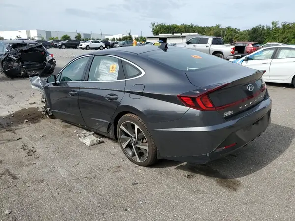 5NPEJ4J25MH118676 2021 HYUNDAI SONATA - Image 2