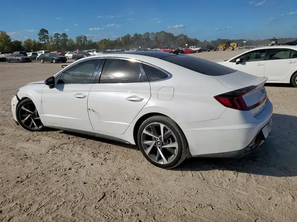 5NPEJ4J25MH122694 2021 HYUNDAI SONATA - Image 2