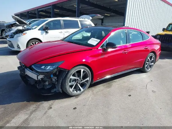 5NPEJ4J25NH137570 2022 HYUNDAI SONATA - Image 2