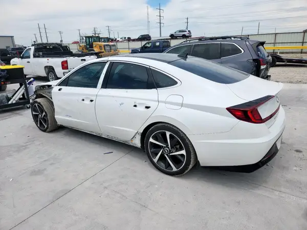 5NPEJ4J25NH138010 2022 HYUNDAI SONATA - Image 2
