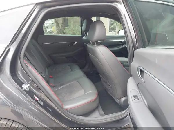 5NPEJ4J26LH017824 2020 HYUNDAI SONATA - Image 8