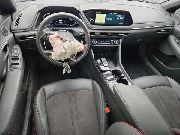 5NPEJ4J26LH040438 2020 HYUNDAI SONATA - Image 8