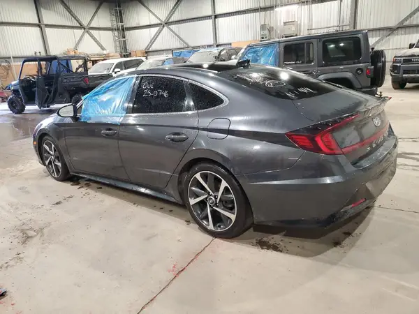 5NPEJ4J26MH068645 2021 HYUNDAI SONATA - Image 2