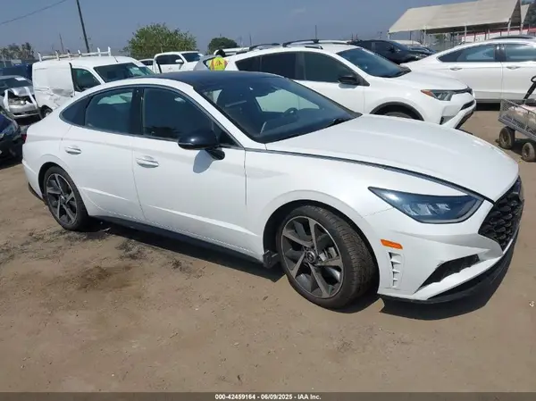 5NPEJ4J26MH077006 2021 HYUNDAI SONATA - Image 1
