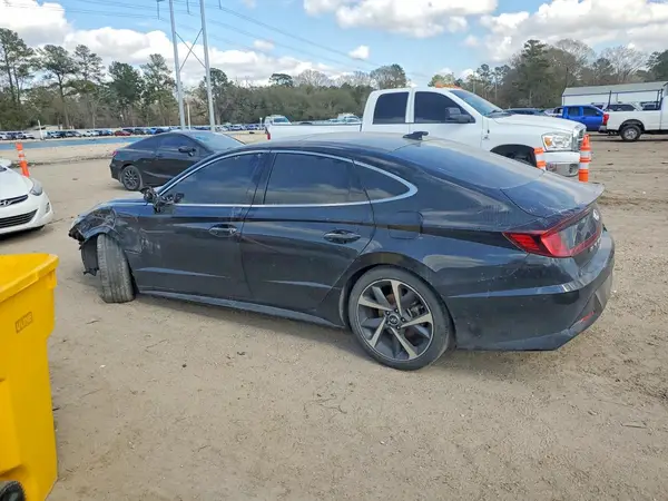 5NPEJ4J26MH106942 2021 HYUNDAI SONATA - Image 2