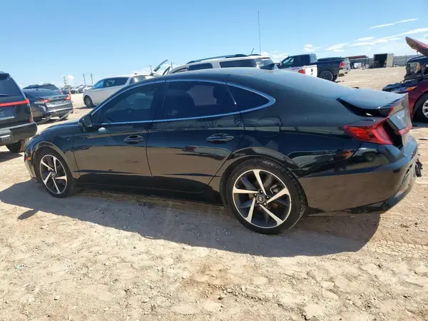 5NPEJ4J26MH114653 2021 HYUNDAI SONATA - Image 2