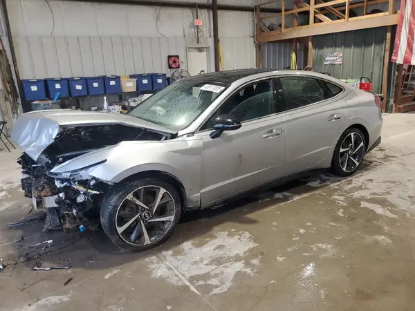 5NPEJ4J26MH117777 2021 HYUNDAI SONATA - Image 1