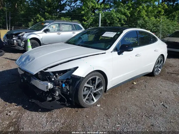 5NPEJ4J26MH124972 2021 HYUNDAI SONATA - Image 2