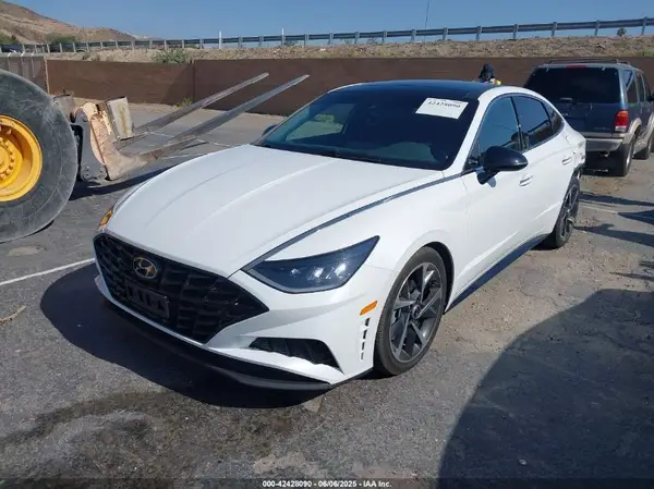 5NPEJ4J26MH132313 2021 HYUNDAI SONATA - Image 2