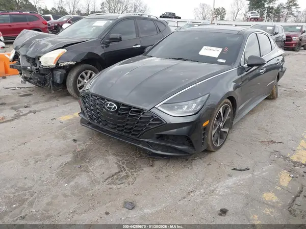 5NPEJ4J26NH141904 2022 HYUNDAI SONATA - Image 2
