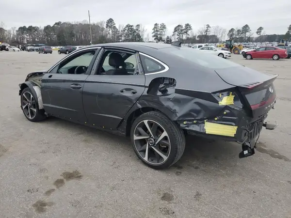 5NPEJ4J27MH087298 2021 HYUNDAI SONATA - Image 2