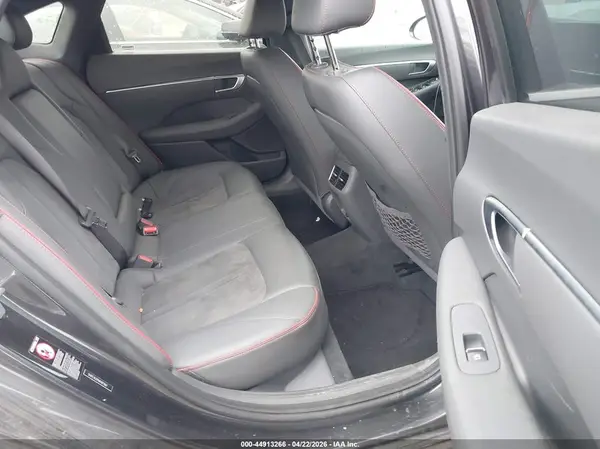 5NPEJ4J27MH091867 2021 HYUNDAI SONATA - Image 8