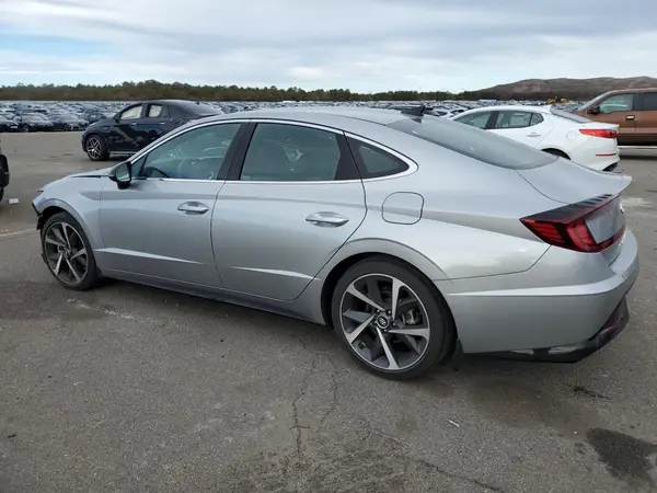 5NPEJ4J27MH099709 2021 HYUNDAI SONATA - Image 2