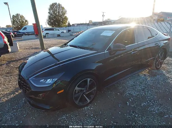 5NPEJ4J27MH105444 2021 HYUNDAI SONATA - Image 2