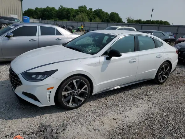 5NPEJ4J27MH106318 2021 HYUNDAI SONATA - Image 1