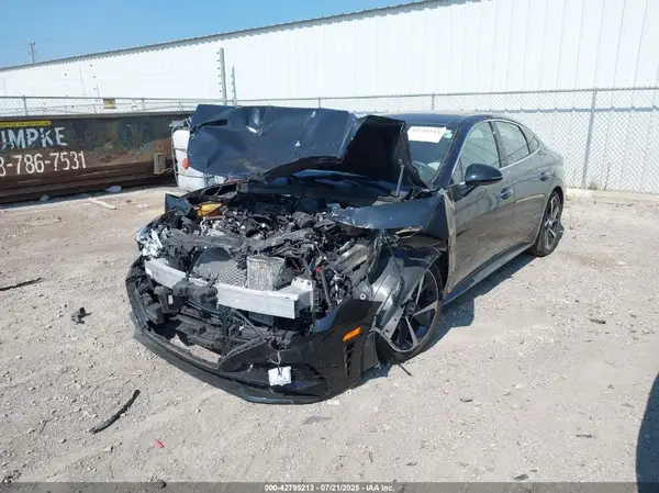 5NPEJ4J27MH131929 2021 HYUNDAI SONATA - Image 2
