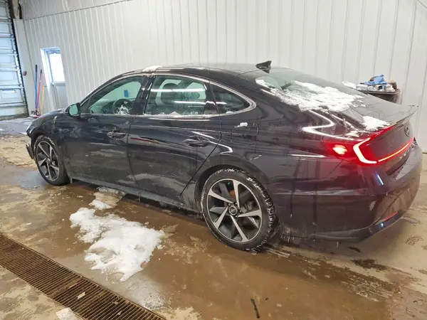 5NPEJ4J27NH135576 2022 HYUNDAI SONATA - Image 2