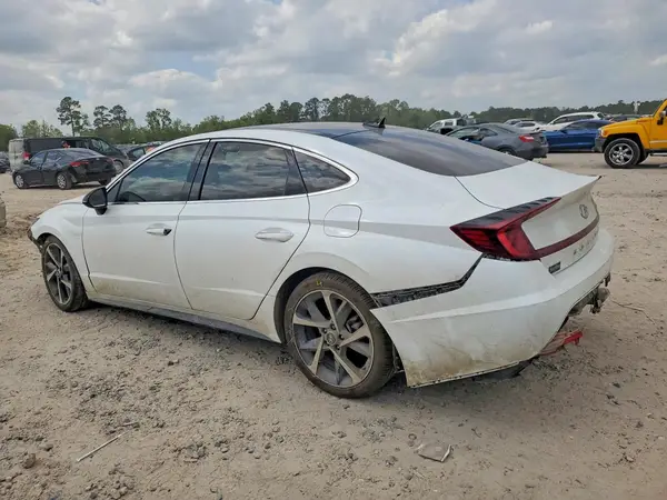 5NPEJ4J27NH139871 2022 HYUNDAI SONATA - Image 2