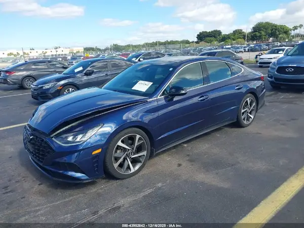 5NPEJ4J27NH142060 2022 HYUNDAI SONATA - Image 2