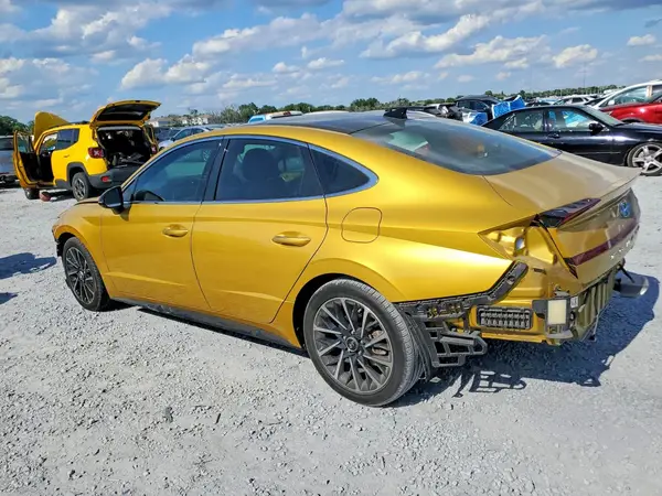 5NPEJ4J28LH011636 2020 HYUNDAI SONATA - Image 2