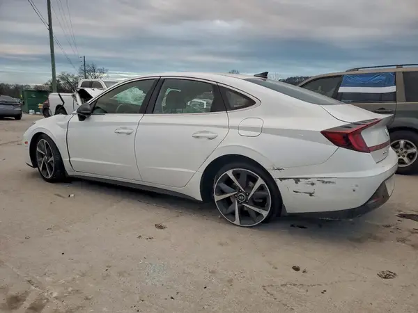 5NPEJ4J28MH066850 2021 HYUNDAI SONATA - Image 2