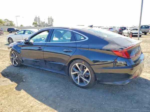 5NPEJ4J28NH136722 2022 HYUNDAI SONATA - Image 2