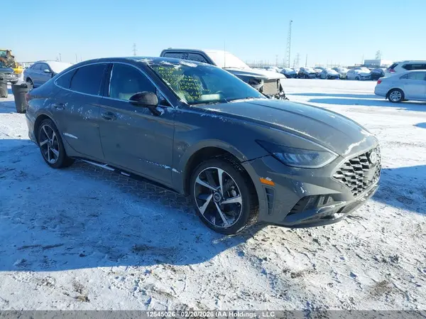5NPEJ4J28NH138910 2022 HYUNDAI SONATA - Image 1