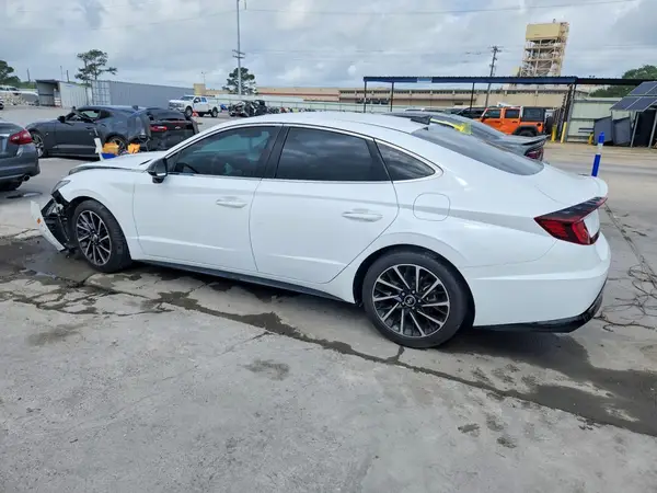 5NPEJ4J29LH019177 2020 HYUNDAI SONATA - Image 2