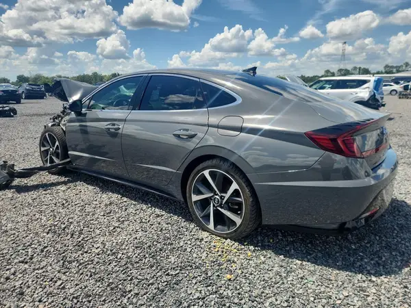 5NPEJ4J29MH066257 2021 HYUNDAI SONATA - Image 2