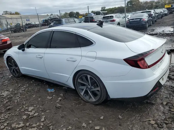 5NPEJ4J29MH089327 2021 HYUNDAI SONATA - Image 2