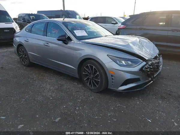 5NPEJ4J2XLH018765 2020 HYUNDAI SONATA - Image 1
