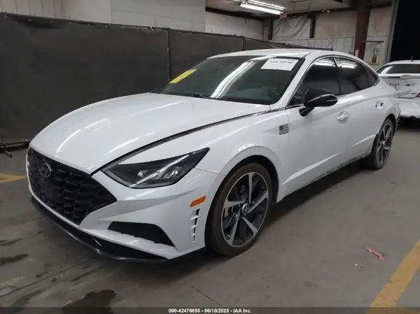 5NPEJ4J2XMH124120 2021 HYUNDAI SONATA - Image 2