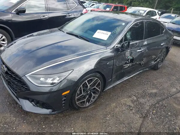 5NPEK4JC0NH136185 2022 HYUNDAI SONATA - Image 2